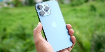 نحوه ی تنظیم بازیابی مخاطبین برای حساب اپل آیدی در iOS 15